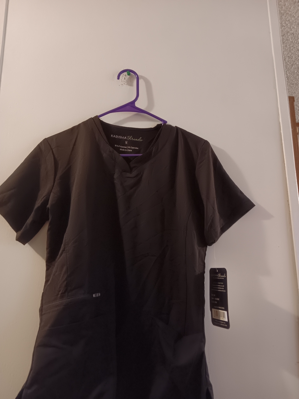 Womens New With Tags Karisma Threads Scrub Top Medium